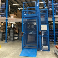 Freestanding Lifting Platform, Lifting capacity up to 2,000 kg, Lifting movement speed up to 0.15 m/s