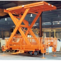 Mobile lifting tables
